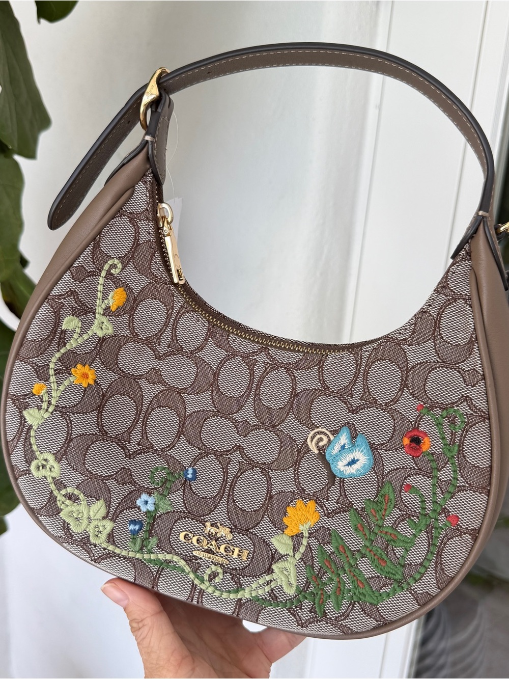 Coach Emily Shoulder Bag Signature Jacquard With Floral Embroidery CDX19 Oak Mul - Picture 9 of 15